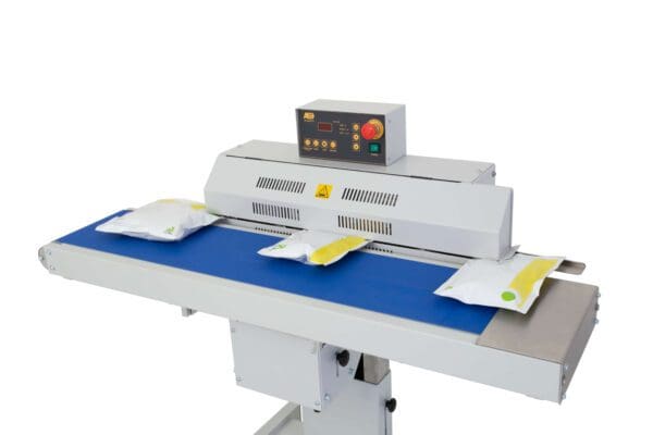 Horizontal band sealer machine