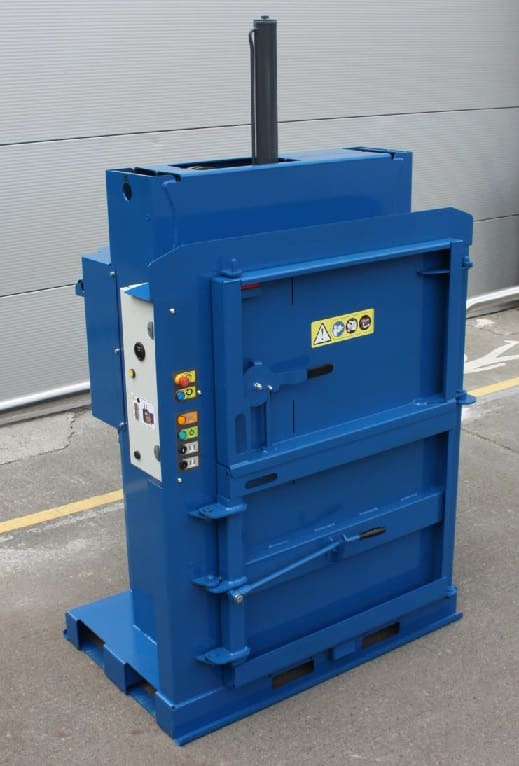 MWP101 Vertical Balers