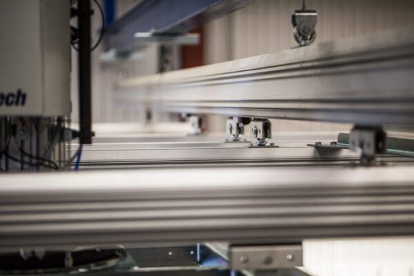 MechRail Lightweight Aluminium installation solution MechRail Lightweight Aluminium Crane Systems