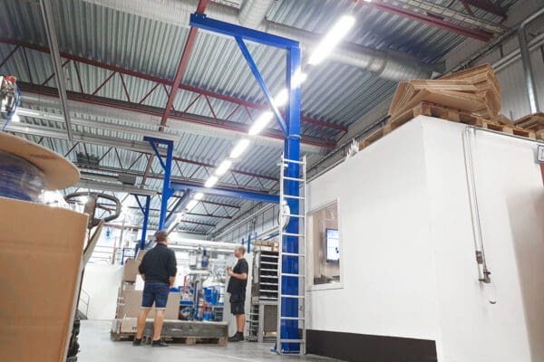 MechRail floor mounted support structure (3) MechRail floor mounted support structure (3)