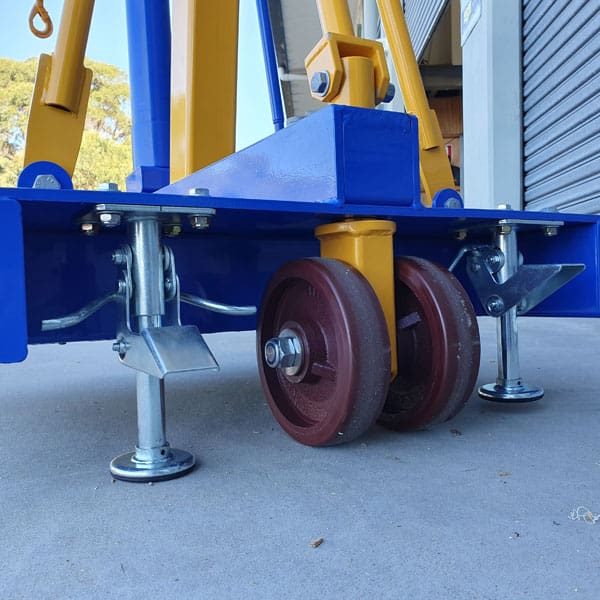 Mobile Floor Crane MFH78 floor locks