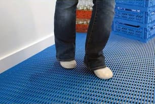 Workplace Safety Matting anti fatigue mat VynaliteBar Matting Workplace Safety Matting anti fatigue mat VynaliteBar Matting
