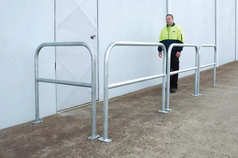 Double rail U bar